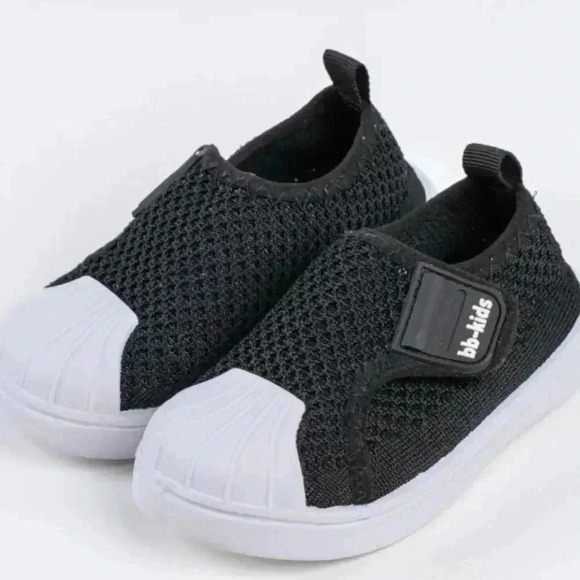 BB Kids Non-Slip Baby Shoe Socks – Black (Toddler US 6-7) | Soft, Cute & Comfy! - Picture 1 of 5